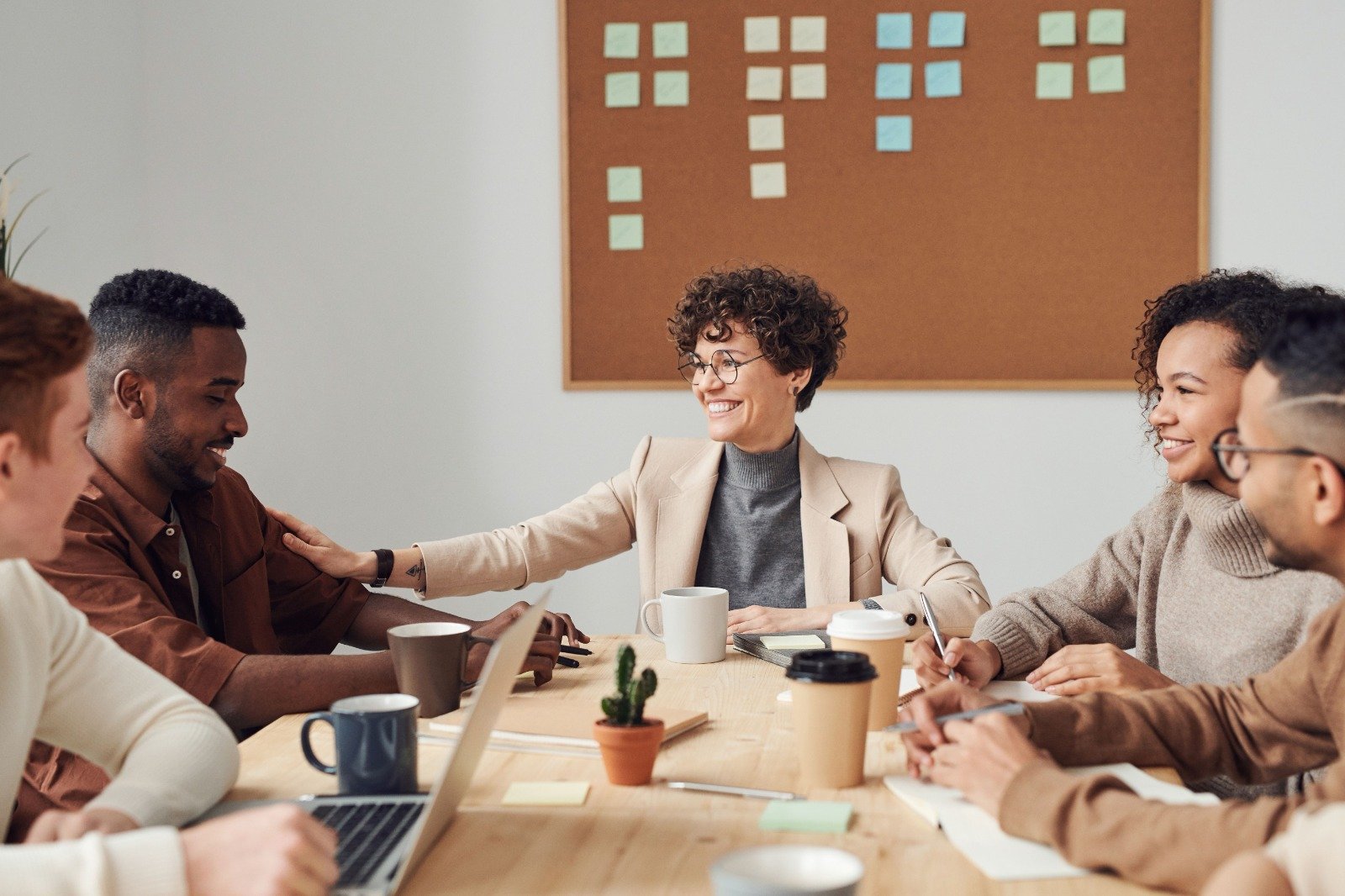 comunicaciones y relaciones
